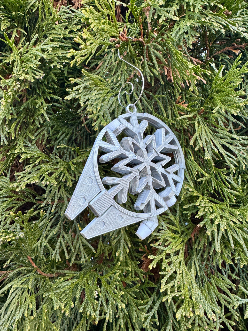 Millennium Falcon Snowflake Ornament – 3D Printed Star Wars Christmas Tree Décor