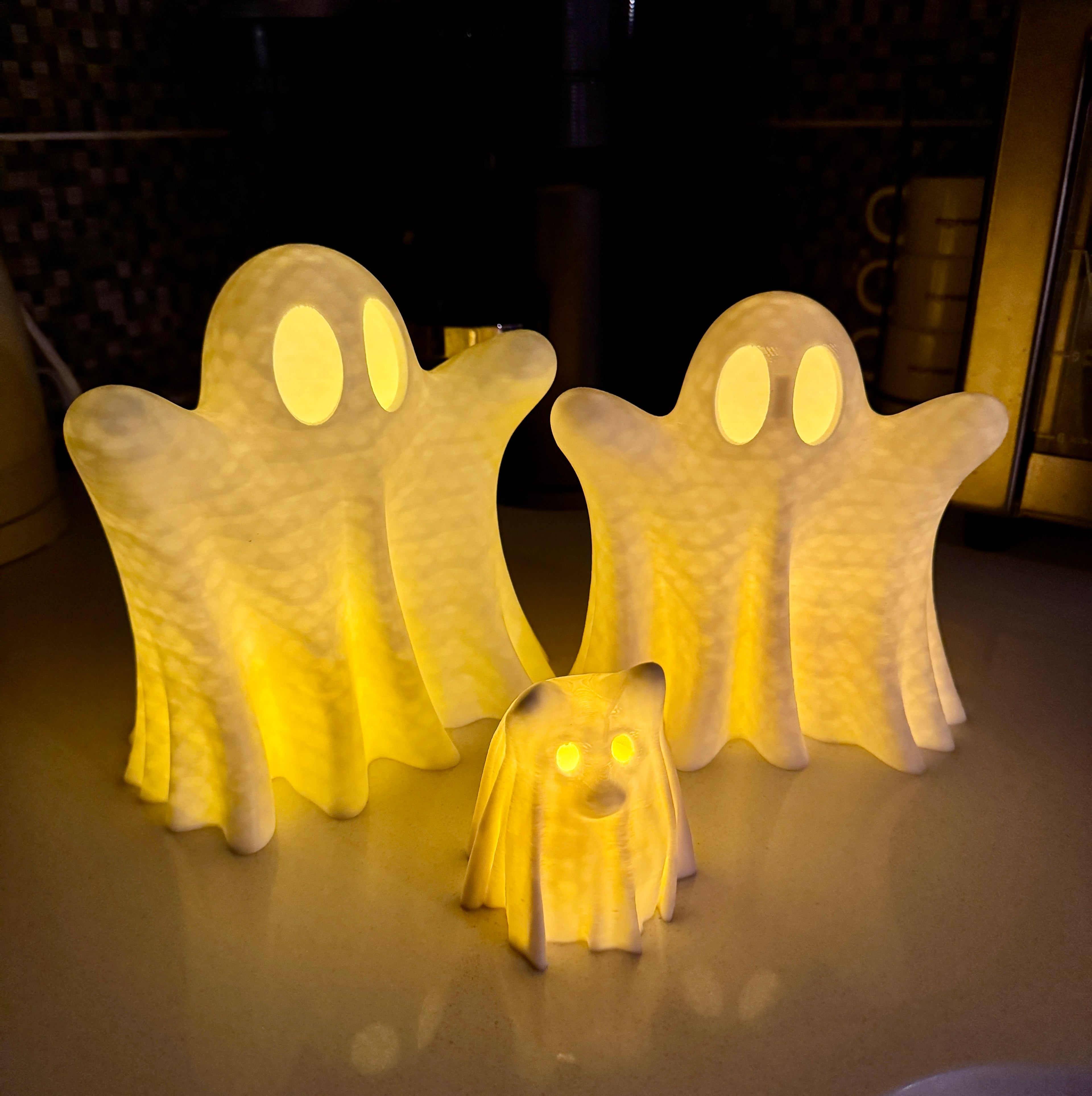 Halloween Decorative Family Ghosts - 3D Printed w/ Candle Included | Set of 3 Sizes