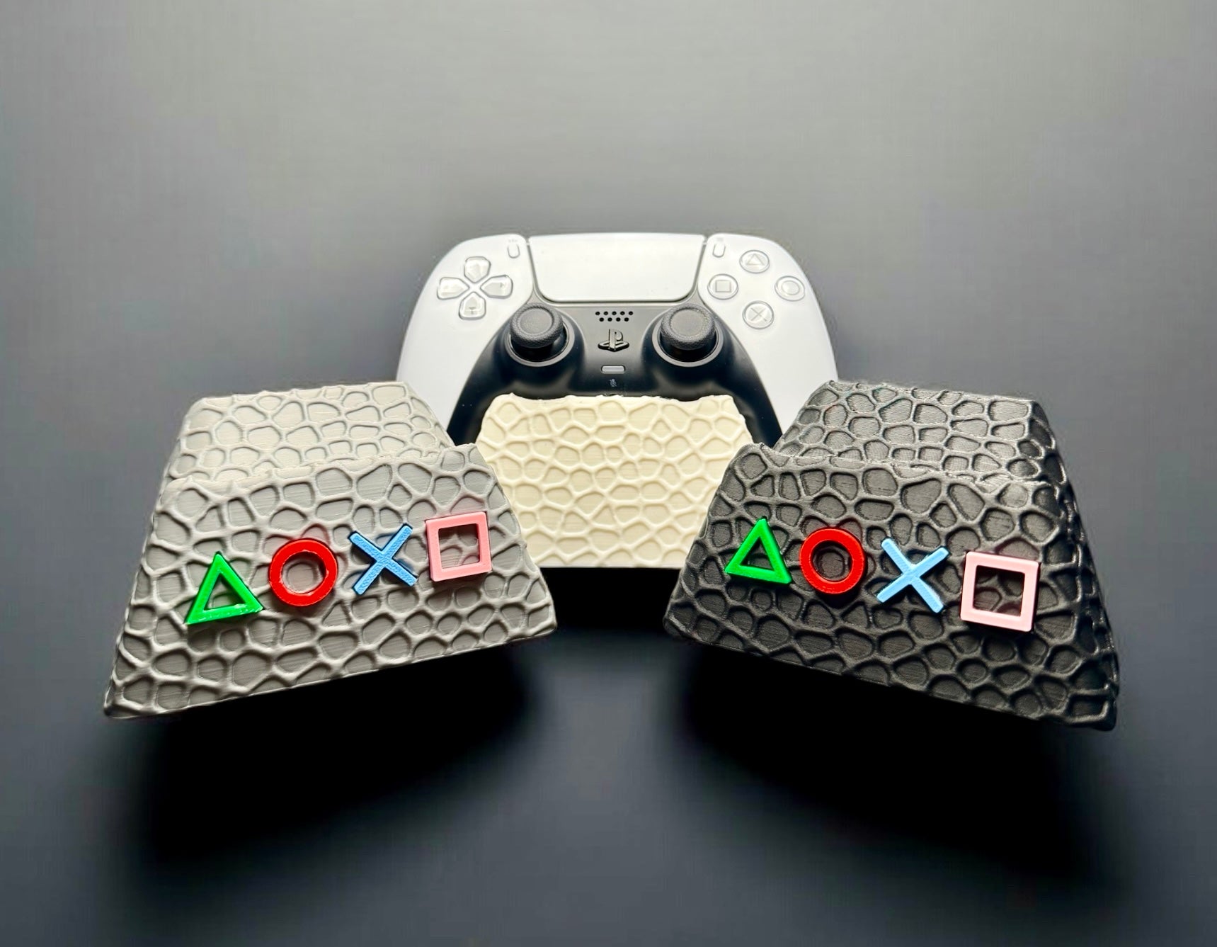 Controller Stand for PS5 | Voronoi Design | Fits DualSense Controllers Perfectly | Multiple Colors & Design Options